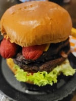 La Trinchera Suc. Libramiento Alitas, Boneless Y Hamburguesas food