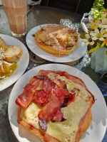 Cafeteria La Antigua food