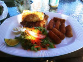 Calaloo Beach, Fishbar Grill food