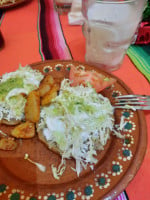 Antojitos Mexicanos Santa María food