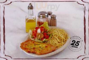 Giuseppe's Gourmet Pizza food