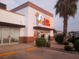 Little Caesars Quiroga food