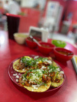 Taqueria Leo food