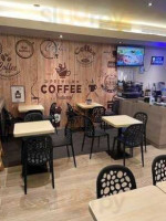 Wow Cafe inside