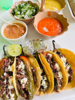 Tacos El Patrón food