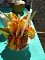 Etcétera Beach food