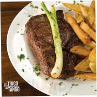 Del Tingo Al Tango food