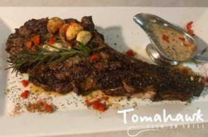 Tomahawk Premium Grill food