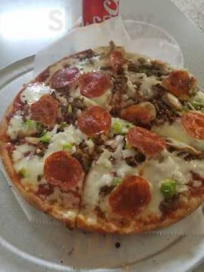 Yaret Pizza from Aguacate Menu