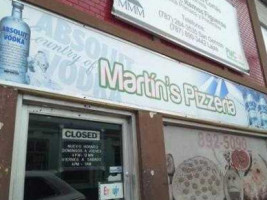 Martin's Pizza food