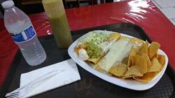 El Mexicano food