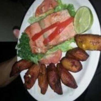 El Castillo Criollo food