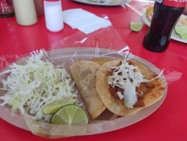 Tacos Reyna food