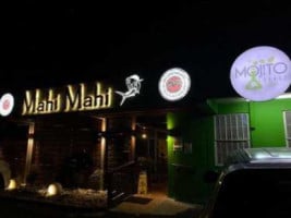 Mahi Mahi Restaurant And Bar outside