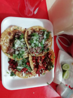 Tacos GÜicho food