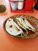 Tacos Y Menudo Salinas inside
