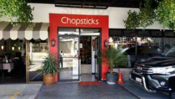Chopsticks Costa Rica outside