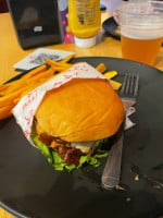 Bulli Burger Grill food