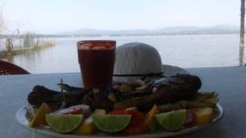 Palapa Los Girasoles food