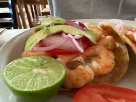 Mariscos El Puerto De Alvarado food