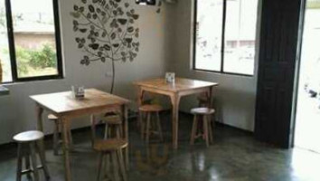 Cafe La Semilla inside