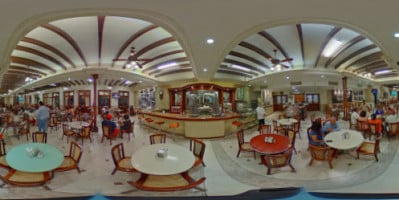Gran Cafe del Portal inside