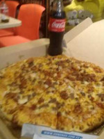 Dominos Pizza Ave. Brasil food