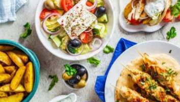 Mikkonos Greek Tavern food