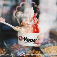 Yooy Frozen Yogurt Coffee Shop food