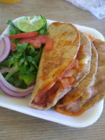Tacos Y Lonches De Don Eliseo food