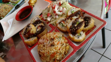 Tai-pei Sushi food