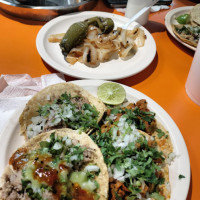 Taqueria Arandas food