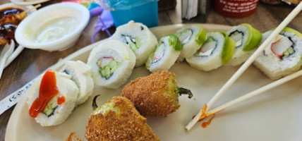 Sushi Nipon food