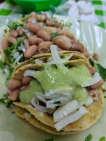Tacos Estilo Mexico inside