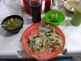 Cenaduria Y Tacos Tony food