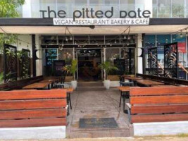 The Pitted Date outside