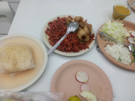 Taqueria El Sabroso food