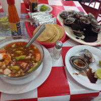 Mariscos El Terre food