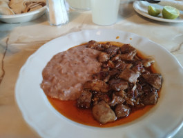 Las Kazuelas food