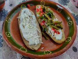 Tlacoyos San JosÉ (casa Laura) food