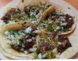 TaquerÍa Los Chilangos food