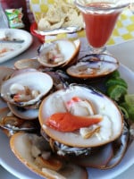 Mariscos El Guero food