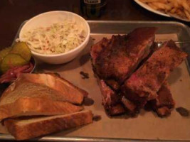 Dixie Smoke And Grill food