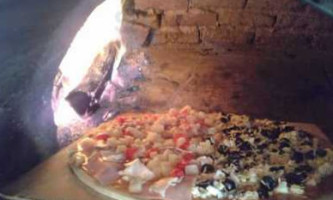 Villa italiana pizza a la lena food