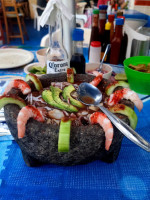 El Yaqui Acapulco food