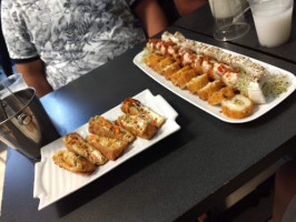 Dragon Dorado Sushi Roll food