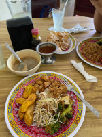 Chuy Yen food