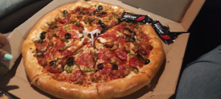 PIZZA HUT food