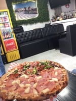 Livorno Pizzeria Artesanal, México inside