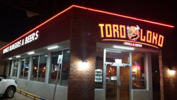 TORO LOKO outside